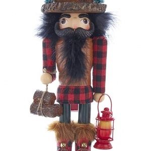 Kurt S. Adler 18-Inch Hollywood Lodge Cabin Hat Nutcracker